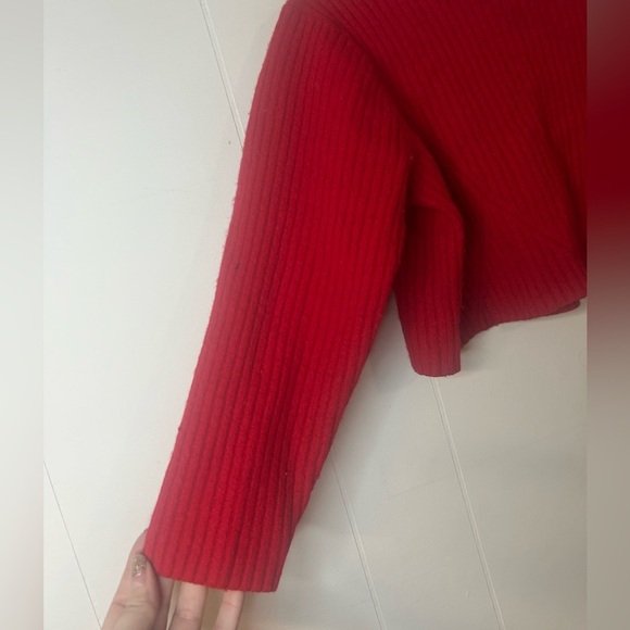 Babaton, size L, wool blend cherry red long sleeve cropped sweater - Picture 3 of 9